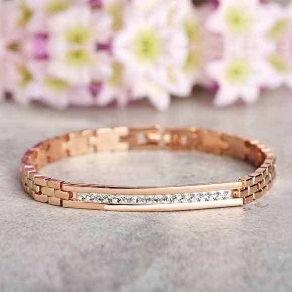 🔥NEW🔥Rose Gold Copper Bracelet - Picture 2 of 3